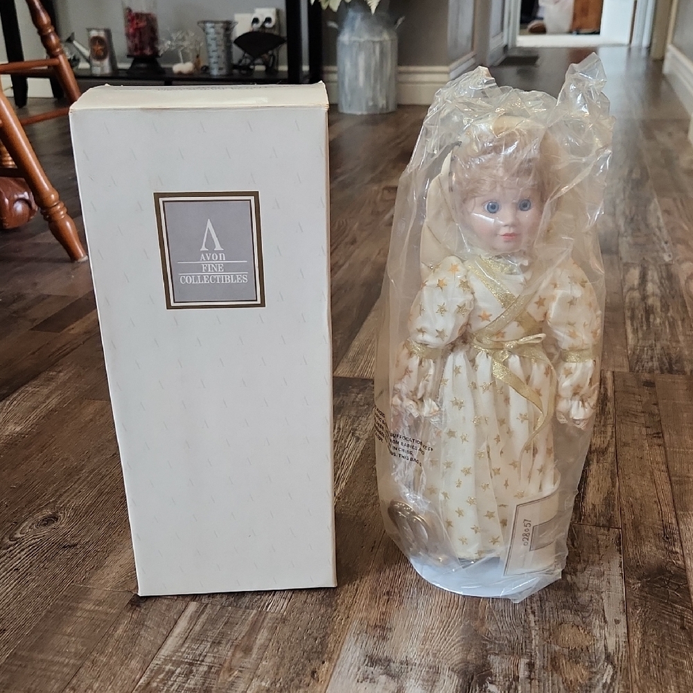 Avon 1994 Vintage First School Play Doll With Stand‎ Angel Collectible Authentic